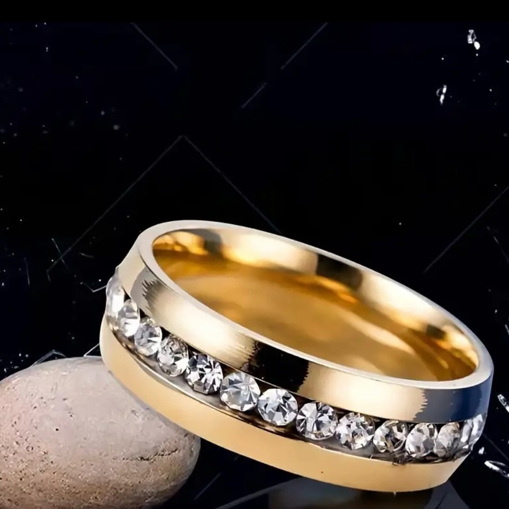 Mens Stainless Steel Mosaic 8mm Band - Shiny Rhinestone Size 12
